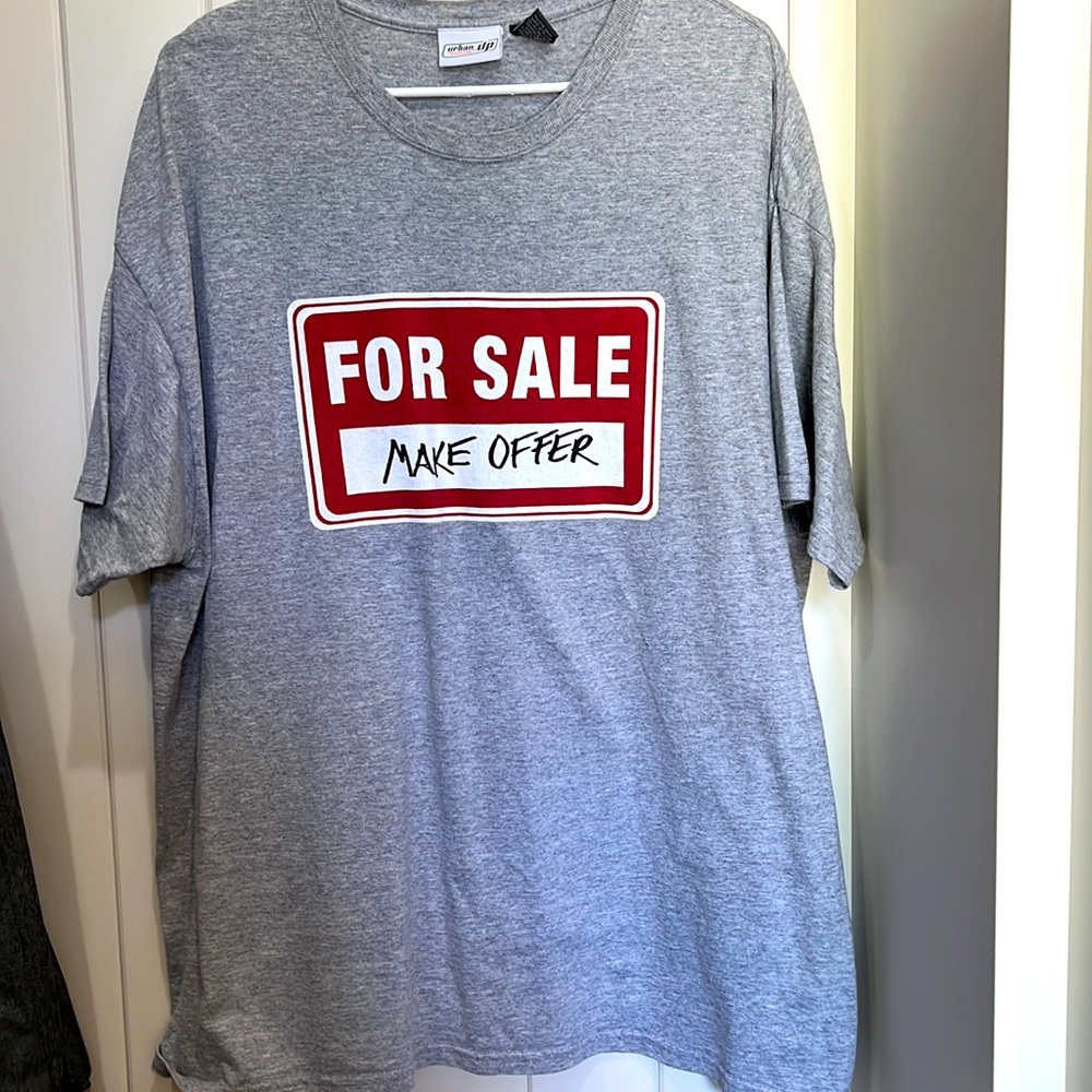 Urban Up Mens XL short sleeve t-shirt.  “For Sale”
Gag/humor tshirt